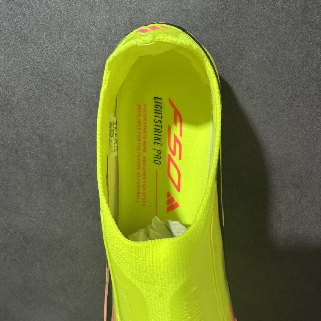 阿迪达斯 adidas F50 ELITE LL FG 系列 圆头系带平跟 足球鞋 男女同款 货号：KK1031 Siz