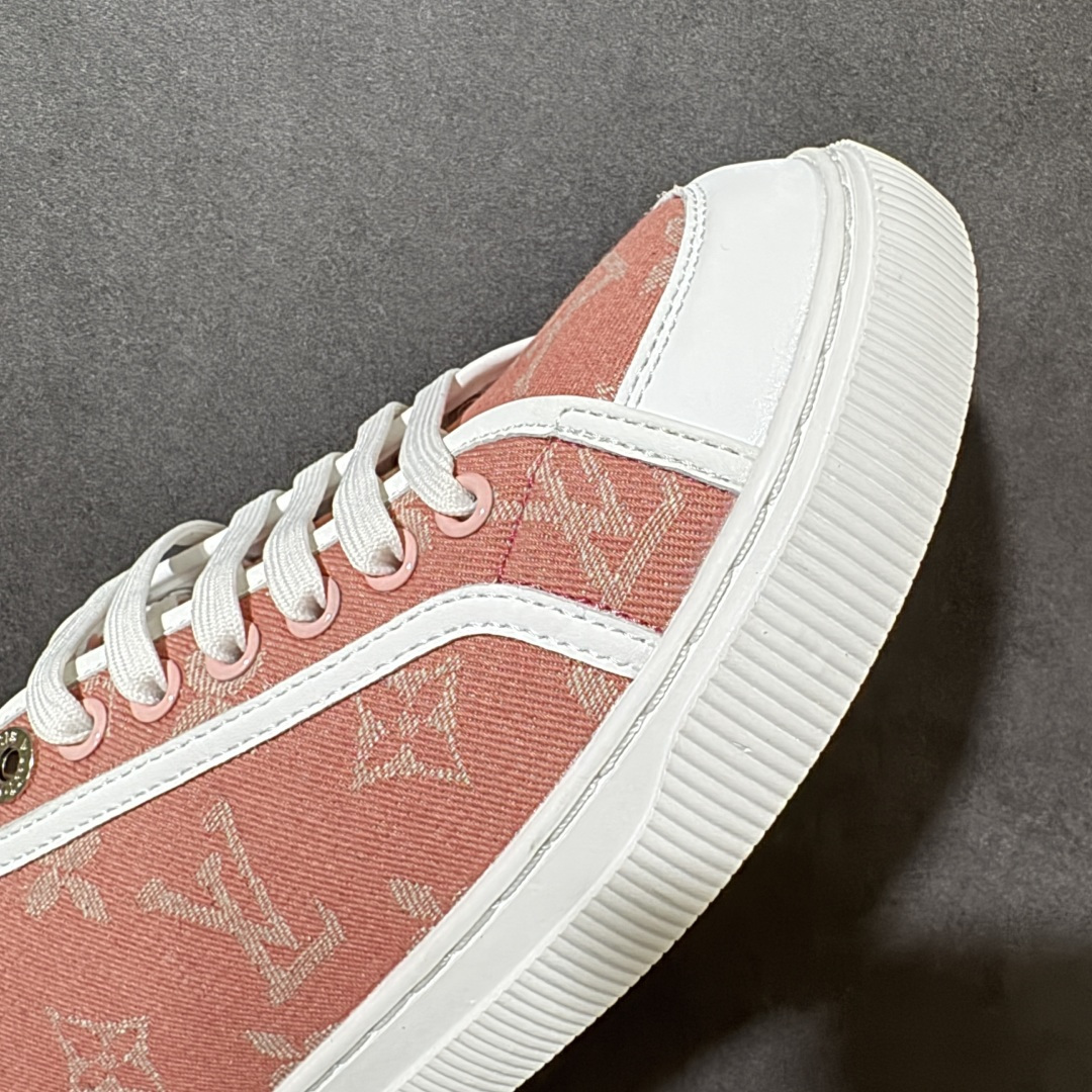 图片[8]-【莞产版本】LOUIS VUITTON Lagoon Sneaker 26ss春夏 饼干鞋 牛仔布 圆头系带 低帮 帆布鞋 礼盒包装 私模开发大底 正确细节 原鞋原材料1：1打造 完美版型做工 欢迎对比市场任何品质的货品 广东原产 专业LV大厂出品 正确底 大底开发近半年 原楦型开发纸版 全鞋原材料打造 细节 针车 烫金 中底无可挑剔 包装说明书防尘布袋物件 尺码：35-41 编码：FJB260270-选品中心