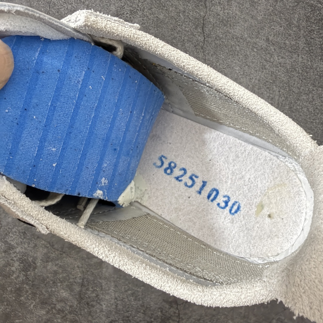 图片[8]-【最强毒版】Onitsuka Tiger Mexico 66 亚瑟士鬼冢虎复古经典板鞋 平台专供 充正版本 保证每个配色都是采购原鞋开发 采用原厂材料 全头层纳帕细纹皮面 质感无敌 全新玻璃刀切割皮料 超高清洁度 纹路、色泽、皮心颜色 质感百分百还原 海外订单工厂出品 超成熟稳定的做工品控 原装全套纸板楦头开发 原汁原味 完美呈现版型 私模正确鞋底咬花纹路 一比一鞋头弧度高度鞋身弧度 绝不口嗨 细节品控鞋型随意秒杀市面 原档咬花纹路私模大底 一个单元有六个三角形 总体形拼接呈现花瓣状 官方四联吊牌 原装Ortholite轻量化鞋垫 原盒原配 质保卡 说明书 钢印防尘纸 纸板中底带钢印 乳胶组合鞋垫带足弓 支持全方位的对比专柜 尺码：35 36 37 37.5 38 39 39.5 40 40.5 41.5 42 42.5 43.5 44 44.5 45-选品中心