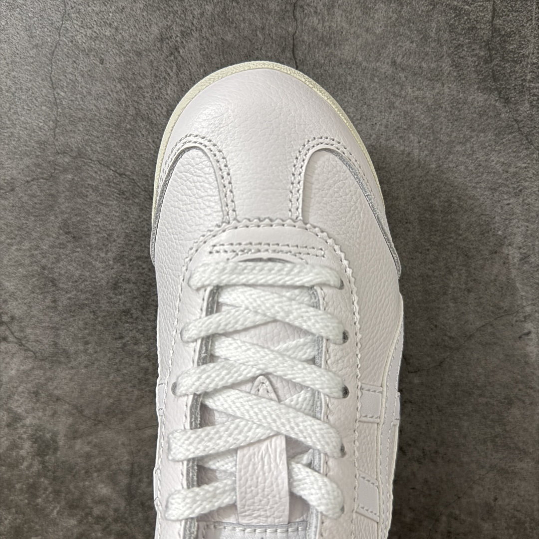 图片[5]-【最强毒版】Onitsuka Tiger Mexico 66 亚瑟士鬼冢虎复古经典板鞋 平台专供 充正版本 保证每个配色都是采购原鞋开发 采用原厂材料 全头层纳帕细纹皮面 质感无敌 全新玻璃刀切割皮料 超高清洁度 纹路、色泽、皮心颜色 质感百分百还原 海外订单工厂出品 超成熟稳定的做工品控 原装全套纸板楦头开发 原汁原味 完美呈现版型 私模正确鞋底咬花纹路 一比一鞋头弧度高度鞋身弧度 绝不口嗨 细节品控鞋型随意秒杀市面 原档咬花纹路私模大底 一个单元有六个三角形 总体形拼接呈现花瓣状 官方四联吊牌 原装Ortholite轻量化鞋垫 原盒原配 质保卡 说明书 钢印防尘纸 纸板中底带钢印 乳胶组合鞋垫带足弓 支持全方位的对比专柜 尺码：35 36 37 37.5 38 39 39.5 40 40.5 41.5 42 42.5 43.5 44 44.5 45-选品中心