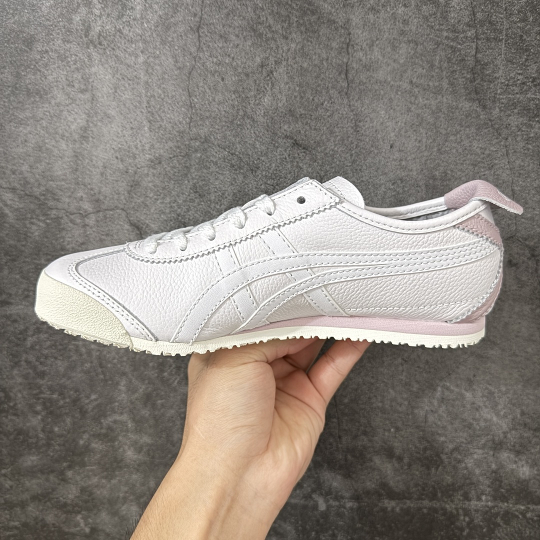 图片[2]-【最强毒版】Onitsuka Tiger Mexico 66 亚瑟士鬼冢虎复古经典板鞋 平台专供 充正版本 保证每个配色都是采购原鞋开发 采用原厂材料 全头层纳帕细纹皮面 质感无敌 全新玻璃刀切割皮料 超高清洁度 纹路、色泽、皮心颜色 质感百分百还原 海外订单工厂出品 超成熟稳定的做工品控 原装全套纸板楦头开发 原汁原味 完美呈现版型 私模正确鞋底咬花纹路 一比一鞋头弧度高度鞋身弧度 绝不口嗨 细节品控鞋型随意秒杀市面 原档咬花纹路私模大底 一个单元有六个三角形 总体形拼接呈现花瓣状 官方四联吊牌 原装Ortholite轻量化鞋垫 原盒原配 质保卡 说明书 钢印防尘纸 纸板中底带钢印 乳胶组合鞋垫带足弓 支持全方位的对比专柜 尺码：35 36 37 37.5 38 39 39.5 40 40.5 41.5 42 42.5 43.5 44 44.5 45-选品中心
