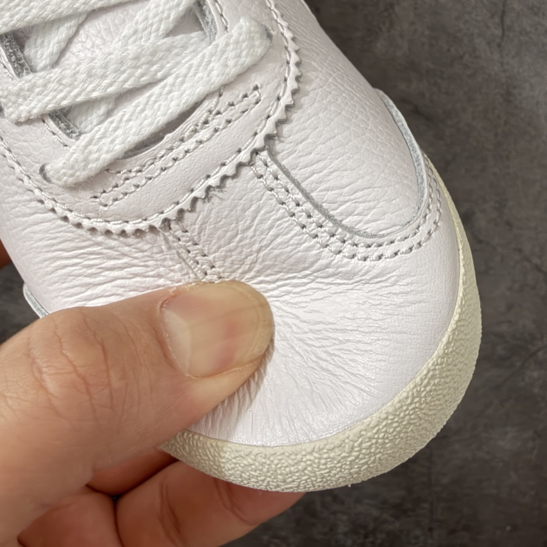 图片[5]-【最强毒版】Onitsuka Tiger Mexico 66 亚瑟士鬼冢虎复古经典板鞋 平台专供 充正版本 保证每个配色都是采购原鞋开发 采用原厂材料 全头层纳帕细纹皮面 质感无敌 全新玻璃刀切割皮料 超高清洁度 纹路、色泽、皮心颜色 质感百分百还原 海外订单工厂出品 超成熟稳定的做工品控 原装全套纸板楦头开发 原汁原味 完美呈现版型 私模正确鞋底咬花纹路 一比一鞋头弧度高度鞋身弧度 绝不口嗨 细节品控鞋型随意秒杀市面 原档咬花纹路私模大底 一个单元有六个三角形 总体形拼接呈现花瓣状 官方四联吊牌 原装Ortholite轻量化鞋垫 原盒原配 质保卡 说明书 钢印防尘纸 纸板中底带钢印 乳胶组合鞋垫带足弓 支持全方位的对比专柜 尺码：35 36 37 37.5 38 39 39.5 40 40.5 41.5 42 42.5 43.5 44 44.5 45-选品中心