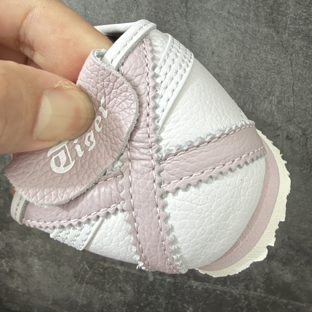 图片[2]-【最强毒版】Onitsuka Tiger Mexico 66 亚瑟士鬼冢虎复古经典板鞋 平台专供 充正版本 保证每个配色都是采购原鞋开发 采用原厂材料 全头层纳帕细纹皮面 质感无敌 全新玻璃刀切割皮料 超高清洁度 纹路、色泽、皮心颜色 质感百分百还原 海外订单工厂出品 超成熟稳定的做工品控 原装全套纸板楦头开发 原汁原味 完美呈现版型 私模正确鞋底咬花纹路 一比一鞋头弧度高度鞋身弧度 绝不口嗨 细节品控鞋型随意秒杀市面 原档咬花纹路私模大底 一个单元有六个三角形 总体形拼接呈现花瓣状 官方四联吊牌 原装Ortholite轻量化鞋垫 原盒原配 质保卡 说明书 钢印防尘纸 纸板中底带钢印 乳胶组合鞋垫带足弓 支持全方位的对比专柜 尺码：35 36 37 37.5 38 39 39.5 40 40.5 41.5 42 42.5 43.5 44 44.5 45-选品中心