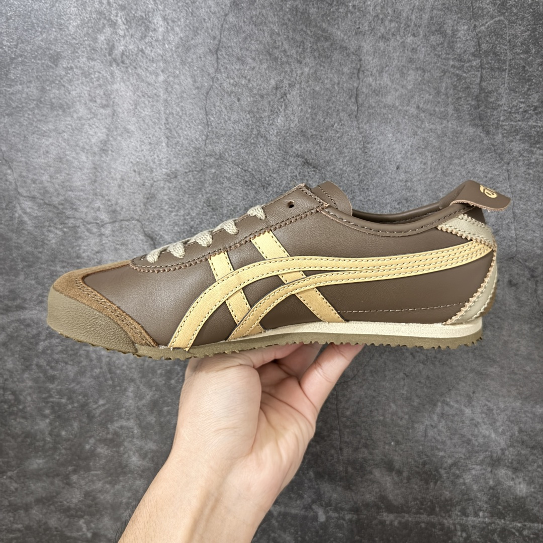 图片[2]-【最强毒版】Onitsuka Tiger Mexico 66 亚瑟士鬼冢虎复古经典板鞋 平台专供 充正版本 保证每个配色都是采购原鞋开发 采用原厂材料 全头层纳帕细纹皮面 质感无敌 全新玻璃刀切割皮料 超高清洁度 纹路、色泽、皮心颜色 质感百分百还原 海外订单工厂出品 超成熟稳定的做工品控 原装全套纸板楦头开发 原汁原味 完美呈现版型 私模正确鞋底咬花纹路 一比一鞋头弧度高度鞋身弧度 绝不口嗨 细节品控鞋型随意秒杀市面 原档咬花纹路私模大底 一个单元有六个三角形 总体形拼接呈现花瓣状 官方四联吊牌 原装Ortholite轻量化鞋垫 原盒原配 质保卡 说明书 钢印防尘纸 纸板中底带钢印 乳胶组合鞋垫带足弓 支持全方位的对比专柜 尺码：35 36 37 37.5 38 39 39.5 40 40.5 41.5 42 42.5 43.5 44 44.5 45-选品中心