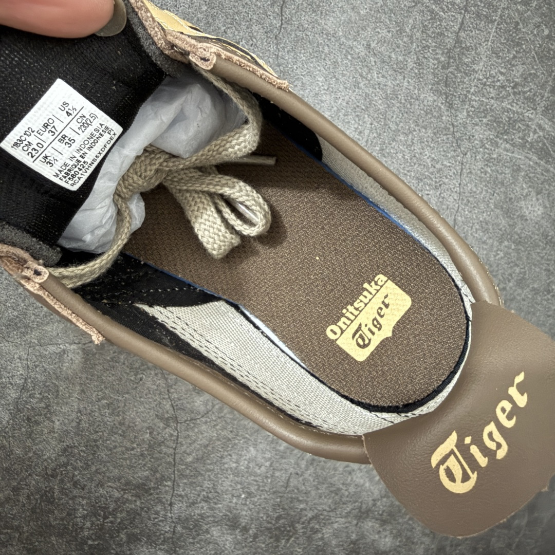 图片[7]-【最强毒版】Onitsuka Tiger Mexico 66 亚瑟士鬼冢虎复古经典板鞋 平台专供 充正版本 保证每个配色都是采购原鞋开发 采用原厂材料 全头层纳帕细纹皮面 质感无敌 全新玻璃刀切割皮料 超高清洁度 纹路、色泽、皮心颜色 质感百分百还原 海外订单工厂出品 超成熟稳定的做工品控 原装全套纸板楦头开发 原汁原味 完美呈现版型 私模正确鞋底咬花纹路 一比一鞋头弧度高度鞋身弧度 绝不口嗨 细节品控鞋型随意秒杀市面 原档咬花纹路私模大底 一个单元有六个三角形 总体形拼接呈现花瓣状 官方四联吊牌 原装Ortholite轻量化鞋垫 原盒原配 质保卡 说明书 钢印防尘纸 纸板中底带钢印 乳胶组合鞋垫带足弓 支持全方位的对比专柜 尺码：35 36 37 37.5 38 39 39.5 40 40.5 41.5 42 42.5 43.5 44 44.5 45-选品中心