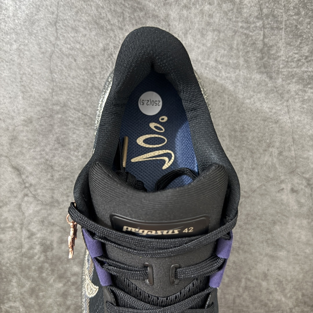 图片[8]-【RS纯原】Nike Air Zoom Pegasus 42 登月42代超级飞马系列马拉松跑步鞋 IR7192-001 平台专供 充正品质 原材料打造 中底搭载前Zoom+全掌React配置 全部原鞋开发打造 所有细节全部同步原版 全新一代拥有 Zoom Air 一如既往的稳定感和流畅感 鞋面采用工程网眼设计 为特定高热区域营造出色透气性 进一步增加鞋面的穿孔数量 让足部能够快速散热 中足搭配 Flywire 飞线 在高速运动时营造舒适稳定的贴合感 内置Zoon气垫加持 动力十足！ 尺码： 36-46-选品中心