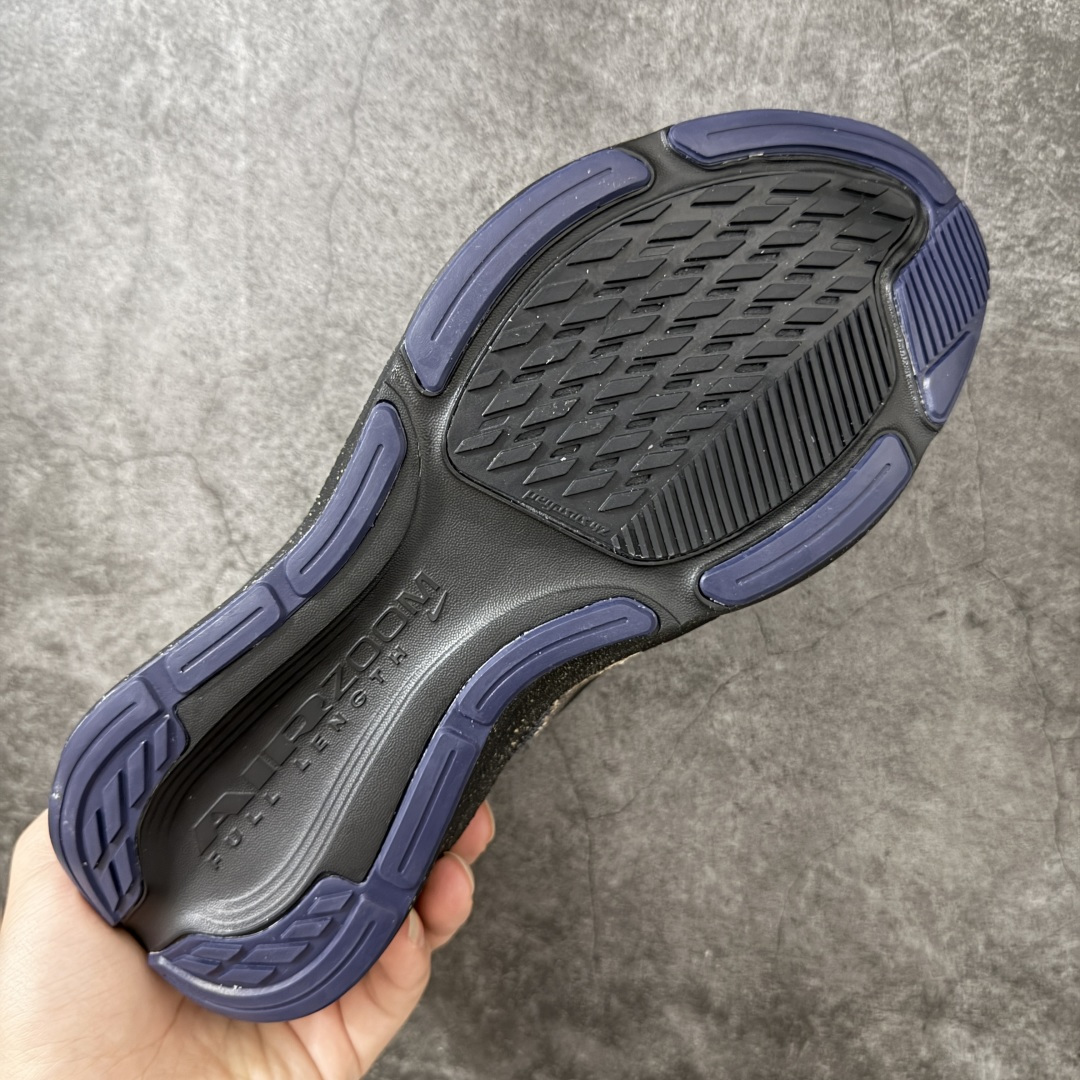 图片[9]-【RS纯原】Nike Air Zoom Pegasus 42 登月42代超级飞马系列马拉松跑步鞋 IR7192-001 平台专供 充正品质 原材料打造 中底搭载前Zoom+全掌React配置 全部原鞋开发打造 所有细节全部同步原版 全新一代拥有 Zoom Air 一如既往的稳定感和流畅感 鞋面采用工程网眼设计 为特定高热区域营造出色透气性 进一步增加鞋面的穿孔数量 让足部能够快速散热 中足搭配 Flywire 飞线 在高速运动时营造舒适稳定的贴合感 内置Zoon气垫加持 动力十足！ 尺码： 36-46-选品中心
