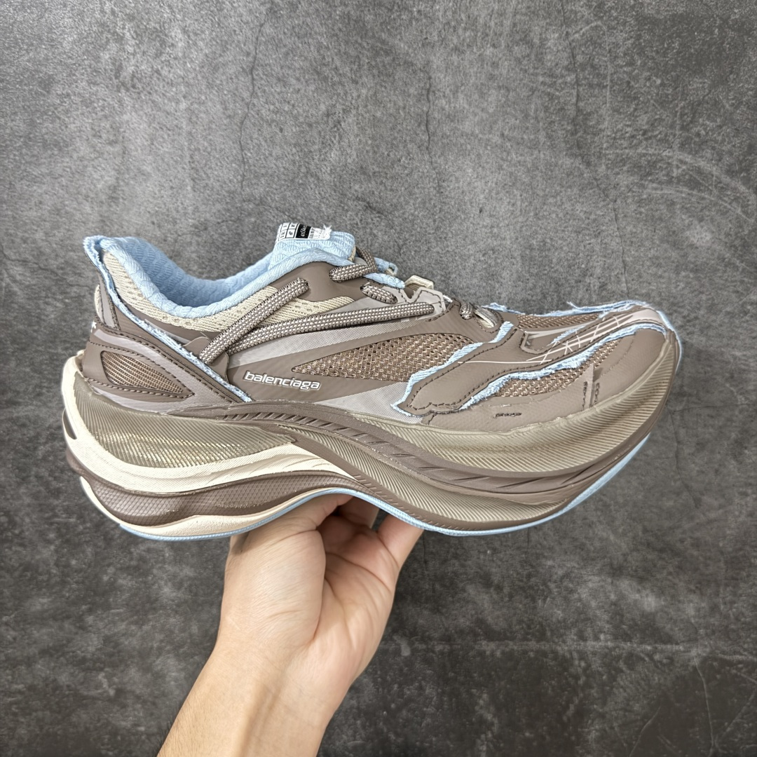 【XA纯原】Balenciaga巴黎世家26代 Jet 压纹印花 圆头厚底4.25cm 低帮 老爹鞋 市场老牌巴黎世家大厂出品 品质价格无需多言 原鞋原材料打造 一比一细节还原 此款相对之前款式轻质很多 超厚鞋底增高4-5cm 高街风格 尺码:35-46-选品中心