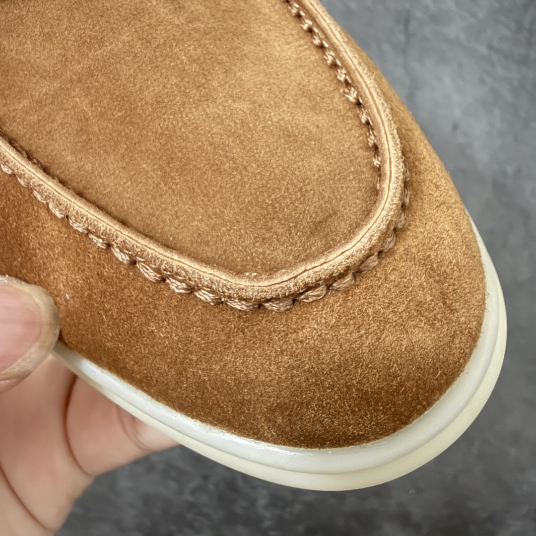 图片[5]-【佛山超A版】Loro Piana LP Summer Walk Low 生活系列低帮复古百搭德训风休闲运动板鞋一脚蹬 羊驼色 意大利顶级奢侈品牌·诺悠翩雅 这款新款绒面革网球鞋采用超低帮设计 适合全年穿着 并具有防水性能 包边鞋底营造轻松迷人的色彩组合 将功能性与低调个性风格和谐融合 打造都市着装的理想鞋履选择 鞋跟处饰以Kummel色嵌片 柔软小牛皮鞋舌 压印LP徽标 棉质鞋带材质 鞋面：牛剖层绒面革 鞋底：橡胶 衬里：牛皮革 尺码： 35-41-选品中心