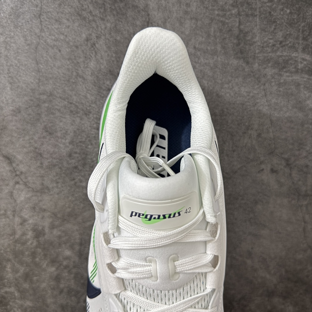 图片[8]-【XE纯原】Nike Air Zoom Pegasus 42 登月42代超级飞马系列马拉松跑步鞋 平台专供 充正品质 之前未流通市场版本 内里嵌入定型海绵 中底搭载前Zoom+全掌React配置 全部原鞋开发打造 所有细节全部同步原版 全新一代拥有 Zoom Air 一如既往的稳定感和流畅感 鞋面采用工程网眼设计 为特定高热区域营造出色透气性 进一步增加鞋面的穿孔数量 让足部能够快速散热 中足搭配 Flywire 飞线 在高速运动时营造舒适稳定的贴合感 内置Zoon气垫加持 动力十足！ 货号：IB1873-107 尺码：39-48.5-选品中心