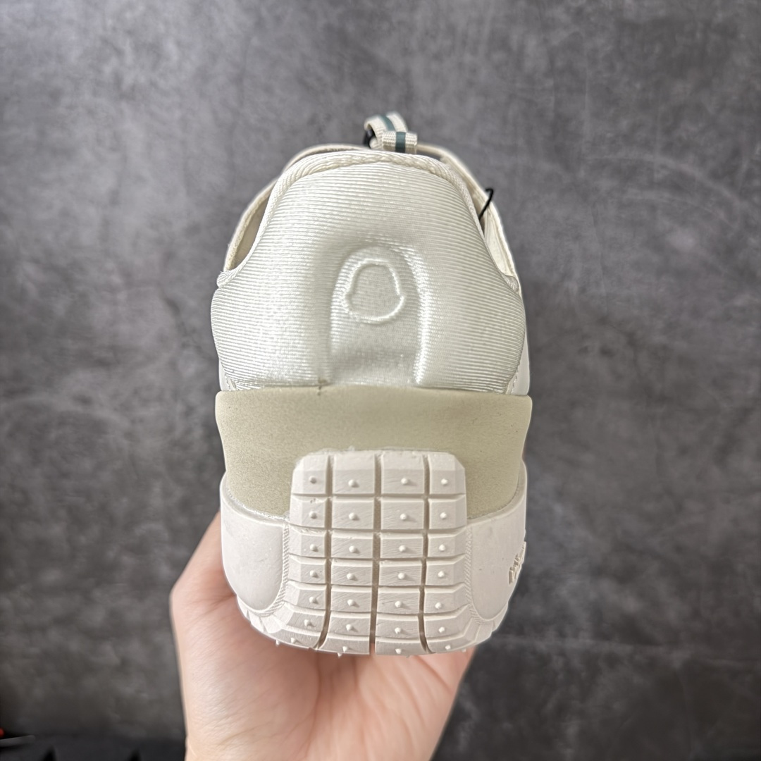 图片[4]-【公司级】Moncler 盟可睐/蒙口 Trailgrip GTX 抗撕裂材质山地户外运动鞋 鞋身采用Cordura防撕裂尼龙/Gore-Tex防水材质 中底内置全掌碳板 支撑性能拉满 侧边3M反光带 鞋底搭载Vibram外底提供超强的抓地力和防滑性能 原装大盒包装 内赠Moncler徽章防层袋一副。 尺码：40-46没半码-选品中心