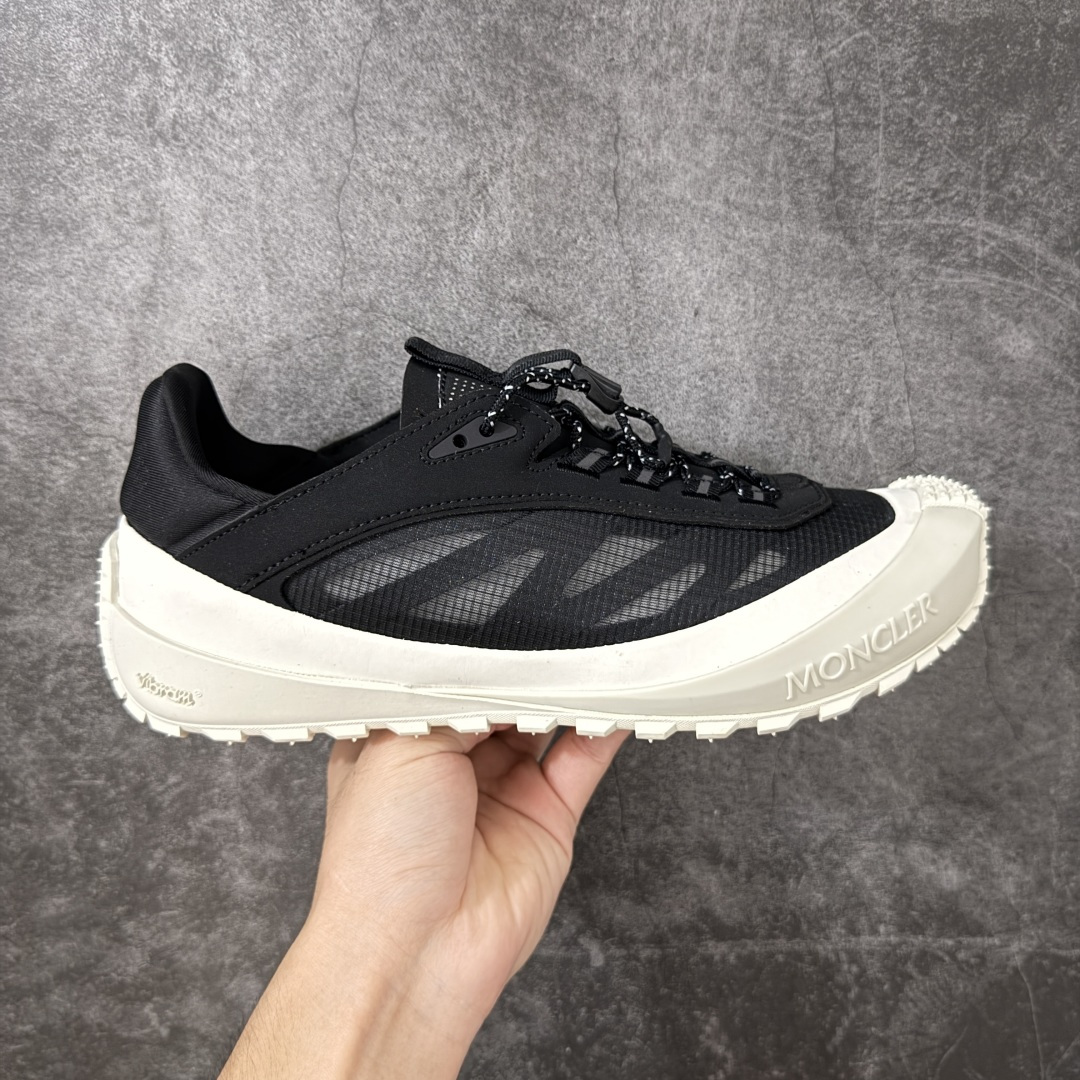 【公司级】Moncler 盟可睐/蒙口 Trailgrip GTX 抗撕裂材质山地户外运动鞋 鞋身采用Cordura防撕裂尼龙/Gore-Tex防水材质 中底内置全掌碳板 支撑性能拉满 侧边3M反光带 鞋底搭载Vibram外底提供超强的抓地力和防滑性能 原装大盒包装 内赠Moncler徽章防层袋一副。 尺码：40-46没半码-选品中心