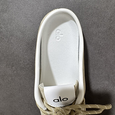 Alo Sunset Sneaker 徳训生活休闲鞋 半拖 货号:A1004U 尺码:36 36.5 37 37.5 3 Alo Sunset Sneaker 徳训生活休闲鞋 半拖 货号:A1004U 尺码:36 36.5 37 37.5 3