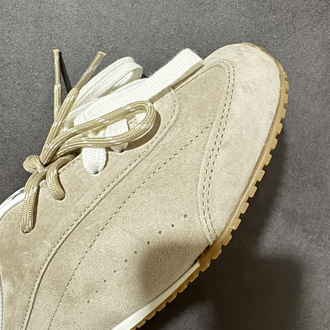 Alo Sunset Sneaker 徳训生活休闲鞋 半拖 货号:A1004U 尺码:36 36.5 37 37.5 3 Alo Sunset Sneaker 徳训生活休闲鞋 半拖 货号:A1004U 尺码:36 36.5 37 37.5 3