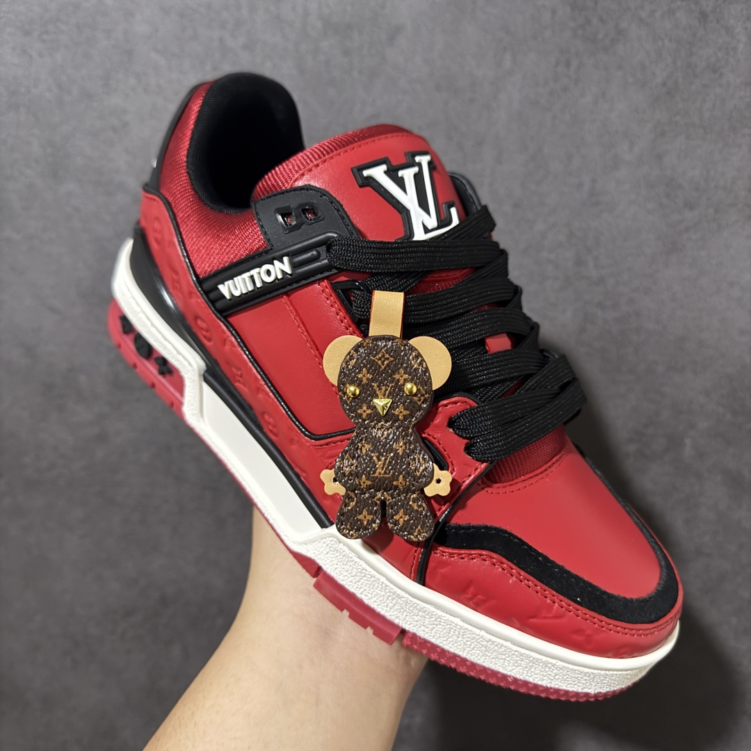 图片[3]-【纯原礼盒版】LV Trainer 2026路易威登走秀最新款 原版1：1开发复刻 做工精细 鞋面由意大利进口小牛皮拼接，侧边饰有品牌LOGO标志，进口网布垫脚➕透气网布内里，脚感超舒适 原厂特供原版TPU组合大底 套包工艺 尺码：35 36 37 38 39 40 41 42 43 44 45 46-选品中心