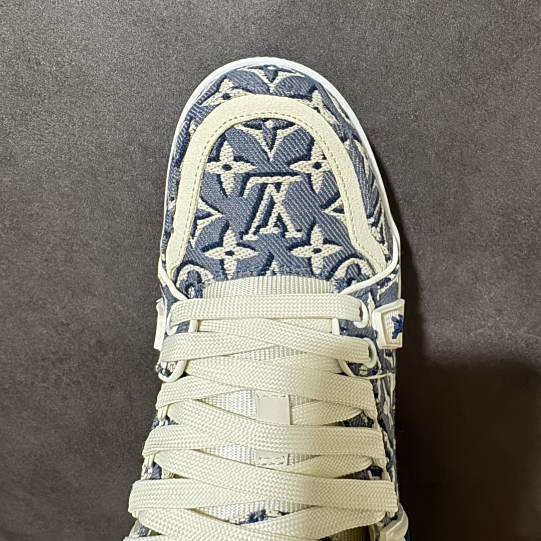 图片[5]-【纯原礼盒版】LV Trainer 2026路易威登走秀最新款 原版1：1开发复刻 做工精细 鞋面由意大利进口小牛皮拼接，侧边饰有品牌LOGO标志，进口网布垫脚➕透气网布内里，脚感超舒适 原厂特供原版TPU组合大底 套包工艺 尺码：35 36 37 38 39 40 41 42 43 44 45 46-选品中心
