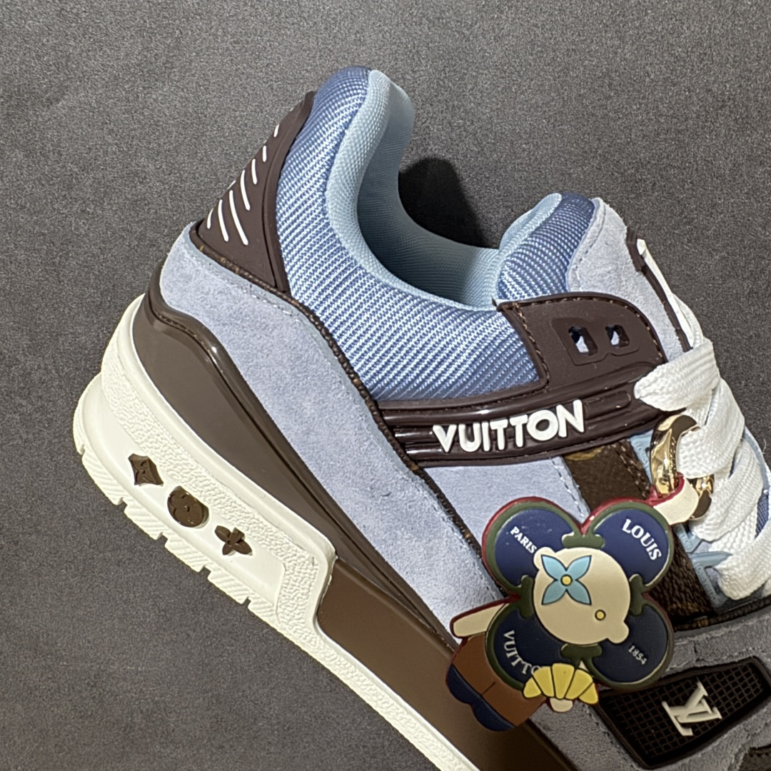 图片[7]-【纯原礼盒版】LV Trainer 2026路易威登走秀最新款 原版1：1开发复刻 做工精细 鞋面由意大利进口小牛皮拼接，侧边饰有品牌LOGO标志，进口网布垫脚➕透气网布内里，脚感超舒适 原厂特供原版TPU组合大底 套包工艺 尺码：35 36 37 38 39 40 41 42 43 44 45 46-选品中心