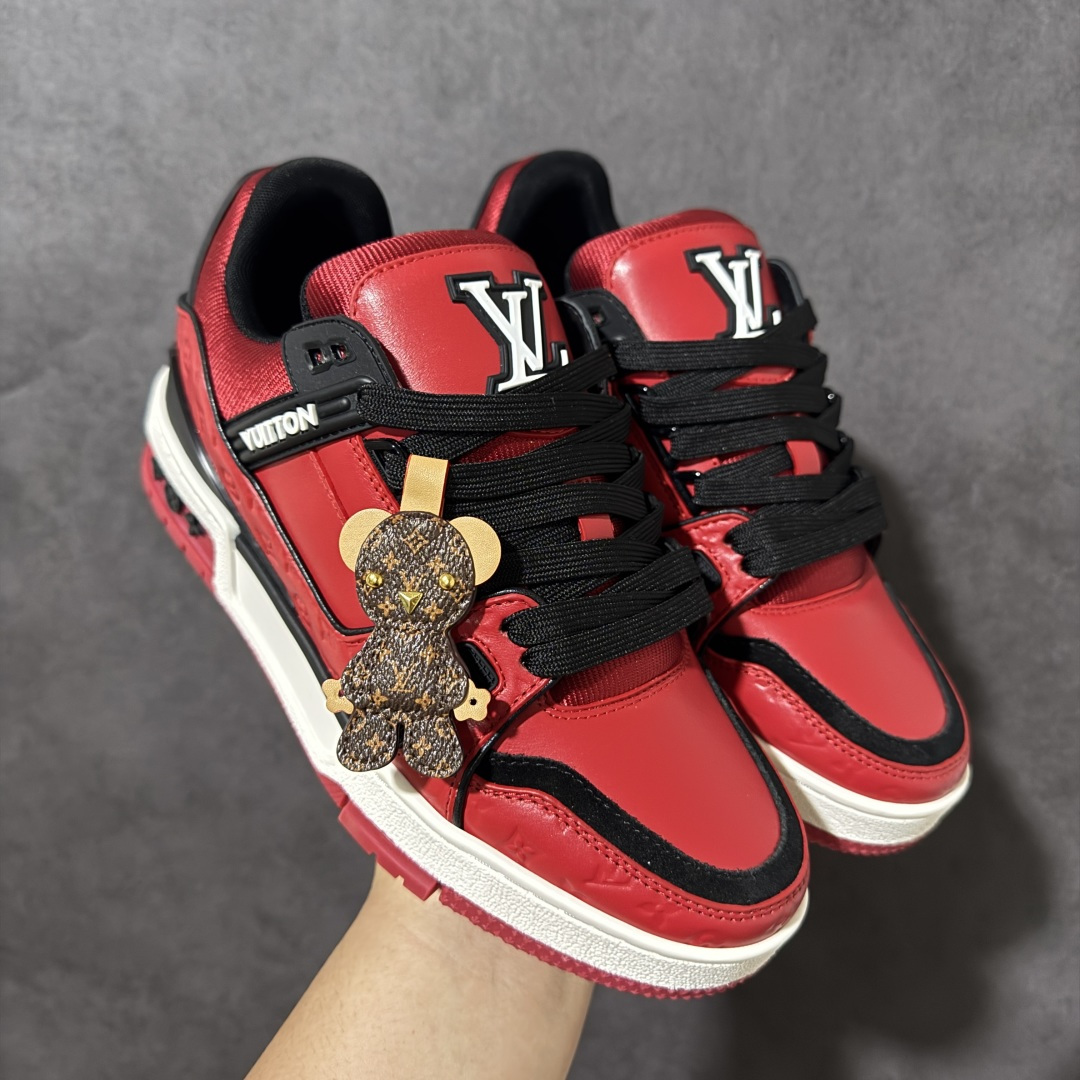 图片[10]-【纯原礼盒版】LV Trainer 2026路易威登走秀最新款 原版1：1开发复刻 做工精细 鞋面由意大利进口小牛皮拼接，侧边饰有品牌LOGO标志，进口网布垫脚➕透气网布内里，脚感超舒适 原厂特供原版TPU组合大底 套包工艺 尺码：35 36 37 38 39 40 41 42 43 44 45 46-选品中心