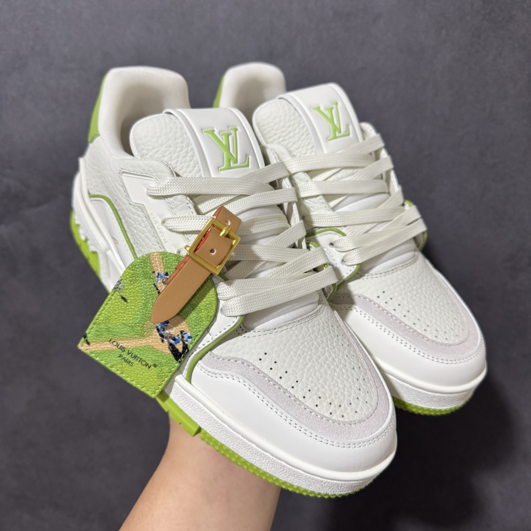 图片[8]-【纯原礼盒版】LV Trainer 2026路易威登走秀最新款 原版1：1开发复刻 做工精细 鞋面由意大利进口小牛皮拼接，侧边饰有品牌LOGO标志，进口网布垫脚➕透气网布内里，脚感超舒适 原厂特供原版TPU组合大底 套包工艺 尺码：35 36 37 38 39 40 41 42 43 44 45 46-选品中心