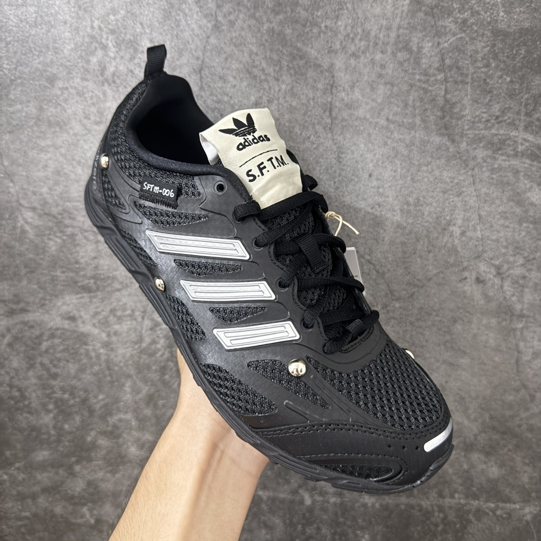 图片[3]-【CS纯原】原装级别 SONG FOR THE MUTE x AD 阿迪 Adizero PR SFTM-006 联名款低帮休闲鞋 HP3525 1.原鞋原楦头打造完美版型 2.原盒开发 同正品一致立体钢印 区别市面普通印刷 3.鞋垫贴合欧索莱材质 鞋垫面高频立体印刷 鞋垫底同正品一致过胶纹路 4.鞋口材质色系纹路亮度均同正品一致 5.鞋面后套高剥太空革透心灰底，同原鞋一致，区别市面黑底材质。独家原鞋操作，太空革贴合胶膜，使其在前后帮成型的过程中，与鞋面完全贴合，后跟定型完美，区别市面太空革和鞋面直接缝合 6.鞋面网布纹路，网孔，克重，颜色等均按原鞋同步开发，区别市面不正确网孔纹路，不正确颜色 7.市面唯一跟原鞋同步，采用前帮+后帮成型工艺，真正把中底板和鞋面完全贴合，使鞋面和鞋底牢固贴合，不易开胶脱底。区别市面拉帮中底或在拉帮中底上面再简单覆盖中底板，以假充正 8.独家私模 鞋底同原鞋一致，采用MD和RB组合而成。SFTM-006 这款联名跑步鞋，属于薄底跑步鞋，所以MD需要一定的硬度支撑穿着者，才能保证运动的时候脚感舒适。区别市面一体描漆大底，以及把MD打软的错误操作 9.市面唯一跟原鞋同步，采用前帮+后帮成型工艺，真正把中底板和鞋面完全贴合，使鞋面和鞋底牢固贴合，不易开胶脱底。区别市面拉帮中底或在拉帮中底上面再简单覆盖中底板，以假充正 尺码：36 36.5 37 38 38.5 39 40 40.5 41 42 42.5 43 44 44.5 45-选品中心