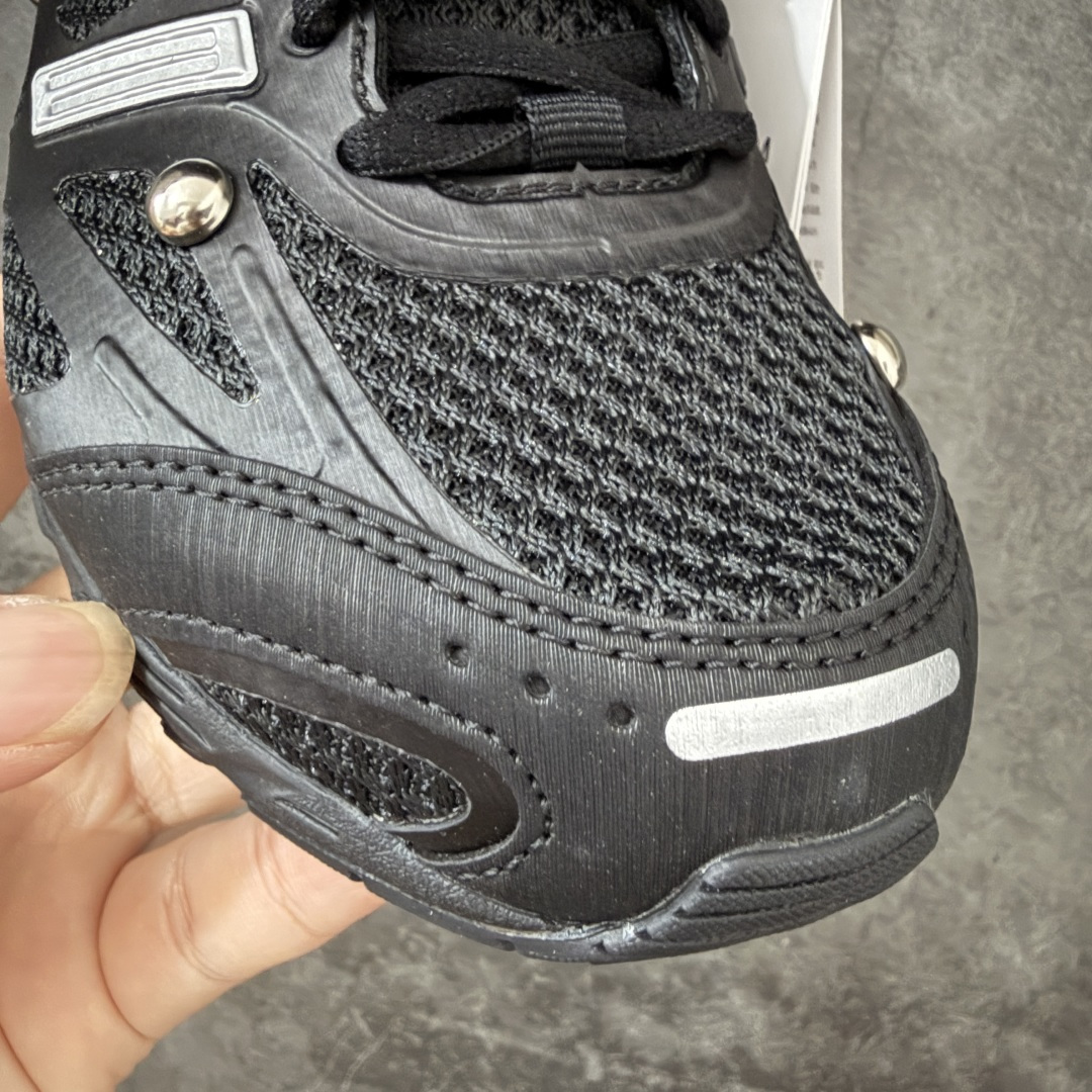 图片[5]-【CS纯原】原装级别 SONG FOR THE MUTE x AD 阿迪 Adizero PR SFTM-006 联名款低帮休闲鞋 HP3525 1.原鞋原楦头打造完美版型 2.原盒开发 同正品一致立体钢印 区别市面普通印刷 3.鞋垫贴合欧索莱材质 鞋垫面高频立体印刷 鞋垫底同正品一致过胶纹路 4.鞋口材质色系纹路亮度均同正品一致 5.鞋面后套高剥太空革透心灰底，同原鞋一致，区别市面黑底材质。独家原鞋操作，太空革贴合胶膜，使其在前后帮成型的过程中，与鞋面完全贴合，后跟定型完美，区别市面太空革和鞋面直接缝合 6.鞋面网布纹路，网孔，克重，颜色等均按原鞋同步开发，区别市面不正确网孔纹路，不正确颜色 7.市面唯一跟原鞋同步，采用前帮+后帮成型工艺，真正把中底板和鞋面完全贴合，使鞋面和鞋底牢固贴合，不易开胶脱底。区别市面拉帮中底或在拉帮中底上面再简单覆盖中底板，以假充正 8.独家私模 鞋底同原鞋一致，采用MD和RB组合而成。SFTM-006 这款联名跑步鞋，属于薄底跑步鞋，所以MD需要一定的硬度支撑穿着者，才能保证运动的时候脚感舒适。区别市面一体描漆大底，以及把MD打软的错误操作 9.市面唯一跟原鞋同步，采用前帮+后帮成型工艺，真正把中底板和鞋面完全贴合，使鞋面和鞋底牢固贴合，不易开胶脱底。区别市面拉帮中底或在拉帮中底上面再简单覆盖中底板，以假充正 尺码：36 36.5 37 38 38.5 39 40 40.5 41 42 42.5 43 44 44.5 45-选品中心