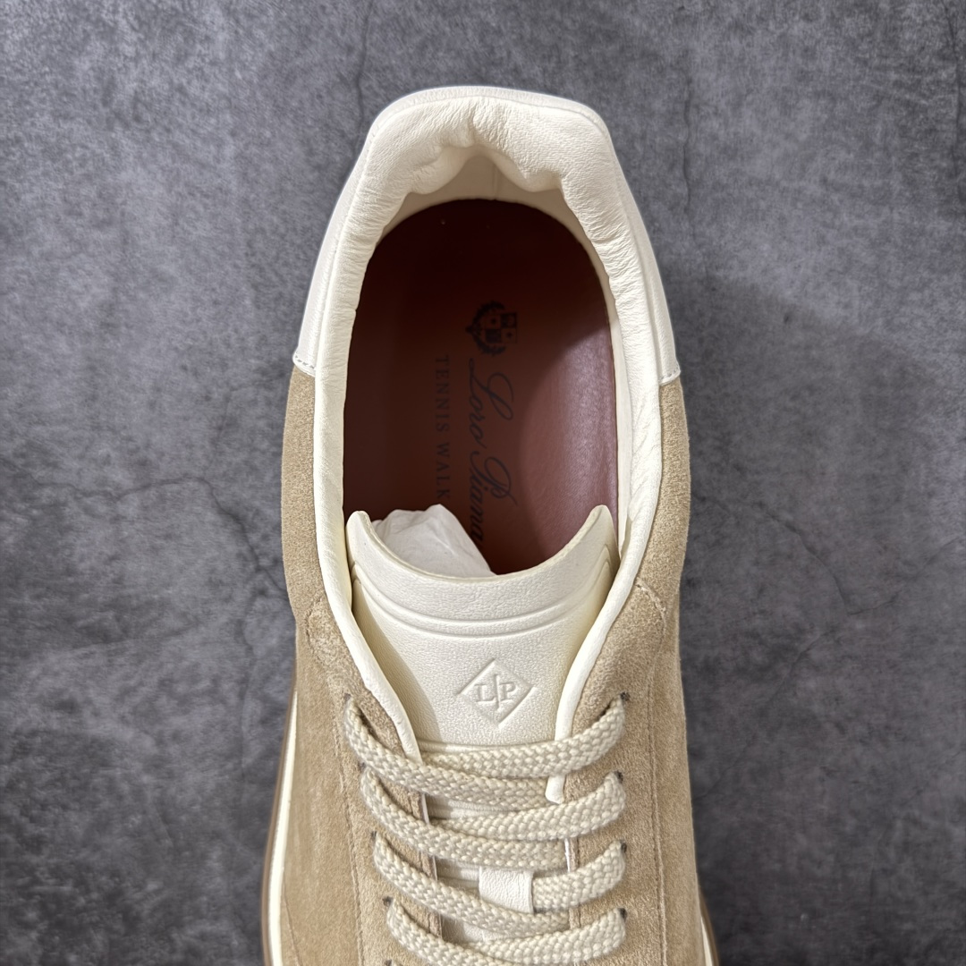图片[8]-【佛山超A版】Loro Piana LP Tennis Walk Low 生活系列低帮复古百搭德训风休闲运动板鞋 意大利顶级奢侈品牌·诺悠翩雅 这款新款绒面革网球鞋采用超低帮设计 适合全年穿着 并具有防水性能 包边鞋底营造轻松迷人的色彩组合 将功能性与低调个性风格和谐融合 打造都市着装的理想鞋履选择 鞋跟处饰以Kummel色嵌片 柔软小牛皮鞋舌 压印LP徽标 棉质鞋带材质 鞋面：牛剖层绒面革 鞋底：橡胶 衬里：牛皮革 尺码：35 36 37 38 39 40 41 42 43 44 45-选品中心