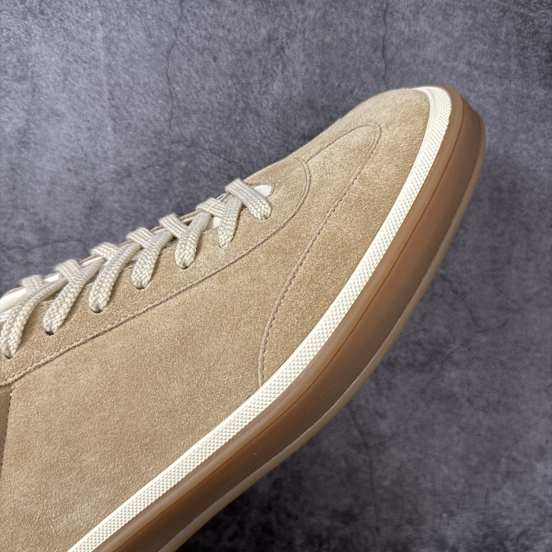 图片[6]-【佛山超A版】Loro Piana LP Tennis Walk Low 生活系列低帮复古百搭德训风休闲运动板鞋 意大利顶级奢侈品牌·诺悠翩雅 这款新款绒面革网球鞋采用超低帮设计 适合全年穿着 并具有防水性能 包边鞋底营造轻松迷人的色彩组合 将功能性与低调个性风格和谐融合 打造都市着装的理想鞋履选择 鞋跟处饰以Kummel色嵌片 柔软小牛皮鞋舌 压印LP徽标 棉质鞋带材质 鞋面：牛剖层绒面革 鞋底：橡胶 衬里：牛皮革 尺码：35 36 37 38 39 40 41 42 43 44 45-选品中心