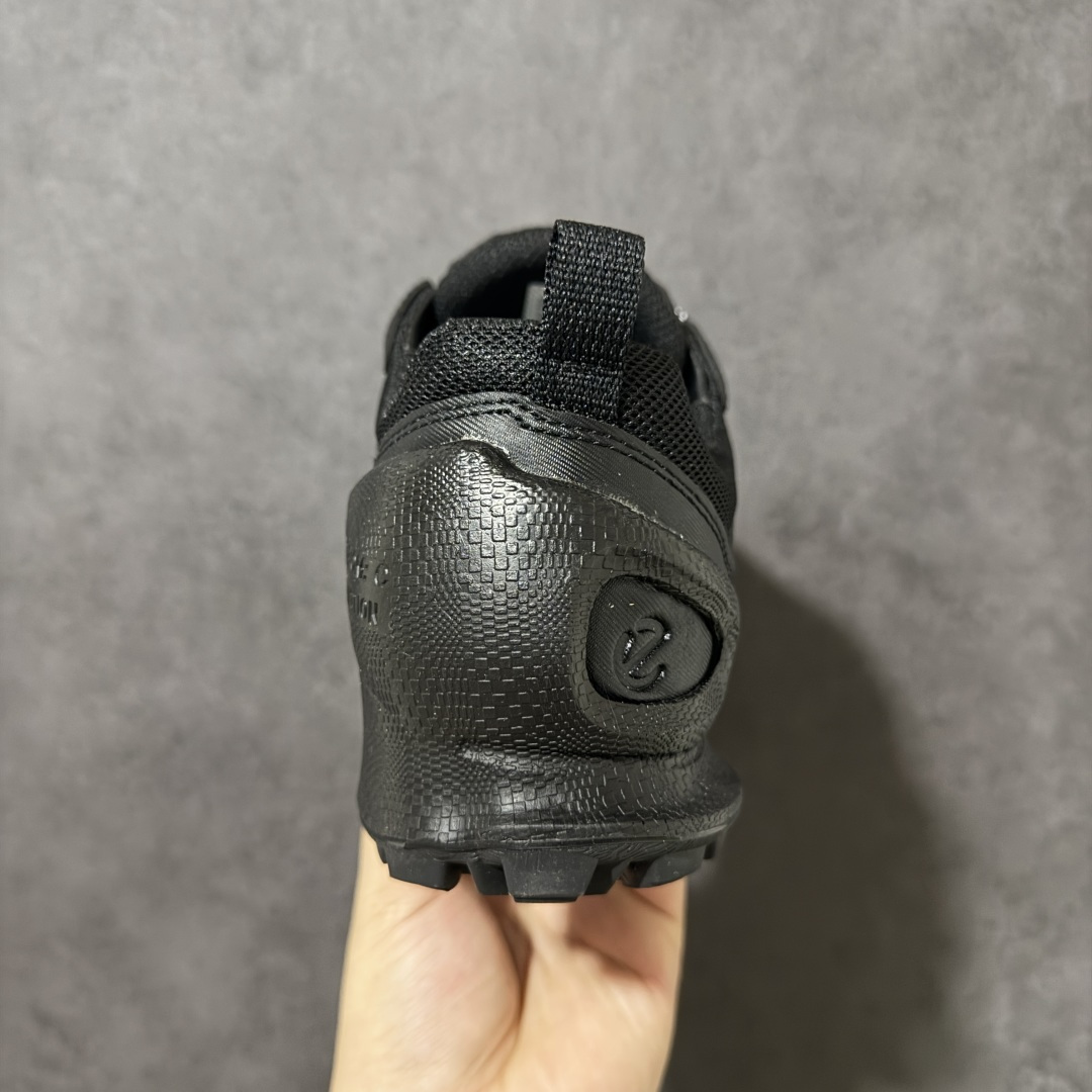 ecco爱步 Biom C Trail 户外越野 时尚舒适 低帮 生活休闲鞋 男款 黑色 尺码：36-45 货号：  