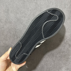Adidas Originals Superstar 贝壳头经典板鞋 OG顶级纯原 吊打任何版本 完美充正 得物抖音微店 Adidas Originals Superstar 贝壳头经典板鞋 OG顶级纯原 吊打任何版本 完美充正 得物抖音微店
