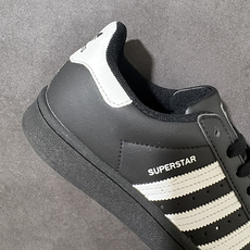 Adidas Originals Superstar 贝壳头经典板鞋 OG顶级纯原 吊打任何版本 完美充正 得物抖音微店 Adidas Originals Superstar 贝壳头经典板鞋 OG顶级纯原 吊打任何版本 完美充正 得物抖音微店