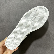 Adidas Originals Superstar 贝壳头经典板鞋 OG顶级纯原 吊打任何版本 完美充正 得物抖音微店 Adidas Originals Superstar 贝壳头经典板鞋 OG顶级纯原 吊打任何版本 完美充正 得物抖音微店