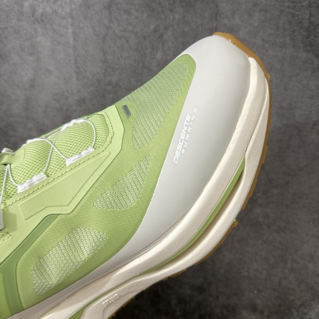 迪桑特DESCENTE RUNNING系列 D/F 4.0WIRE 舒适缓震 BOA系带透气支撑回弹跑鞋 迪桑特自主研发 迪桑特DESCENTE RUNNING系列 D/F 4.0WIRE 舒适缓震 BOA系带透气支撑回弹跑鞋 迪桑特自主研发