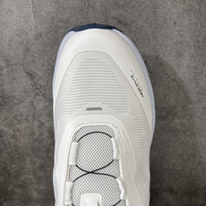 迪桑特DESCENTE RUNNING系列 D/F 4.0WIRE 舒适缓震 BOA系带透气支撑回弹跑鞋 迪桑特自主研发 迪桑特DESCENTE RUNNING系列 D/F 4.0WIRE 舒适缓震 BOA系带透气支撑回弹跑鞋 迪桑特自主研发