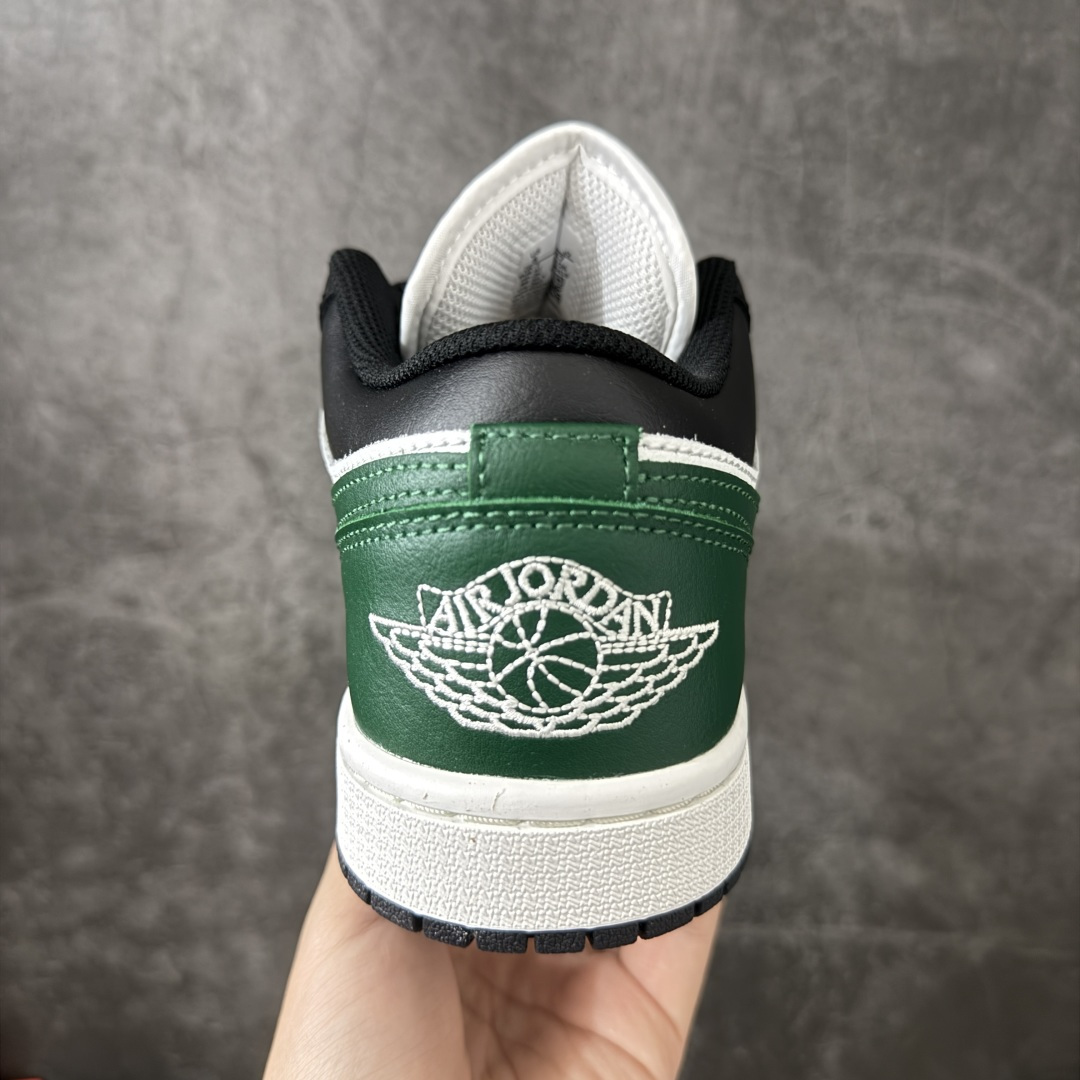Air Jordan Low AJ1 乔1黑白绿色 低帮文化休闲运动板鞋 -047 市面中低帮最具代表性版本没有之一 口 Air Jordan Low AJ1 乔1黑白绿色 低帮文化休闲运动板鞋 -047 市面中低帮最具代表性版本没有之一 口