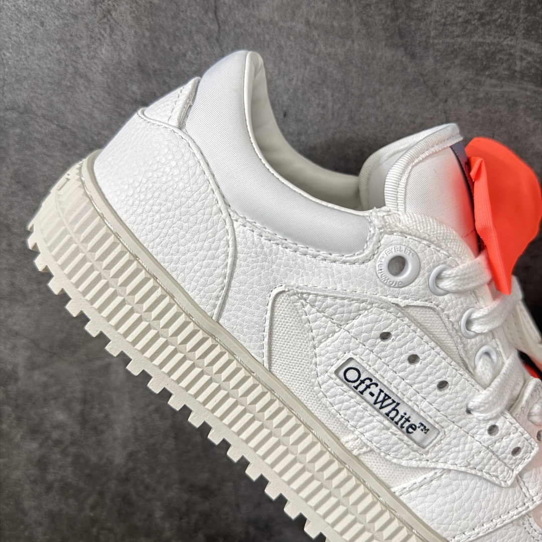 OFF-WHITE 3.0 Off Court 小牛皮 圆头系带 低帮休闲休闲鞋 标签的独特风格上脚就是焦点 外观很有设 OFF-WHITE 3.0 Off Court 小牛皮 圆头系带 低帮休闲休闲鞋 标签的独特风格上脚就是焦点 外观很有设