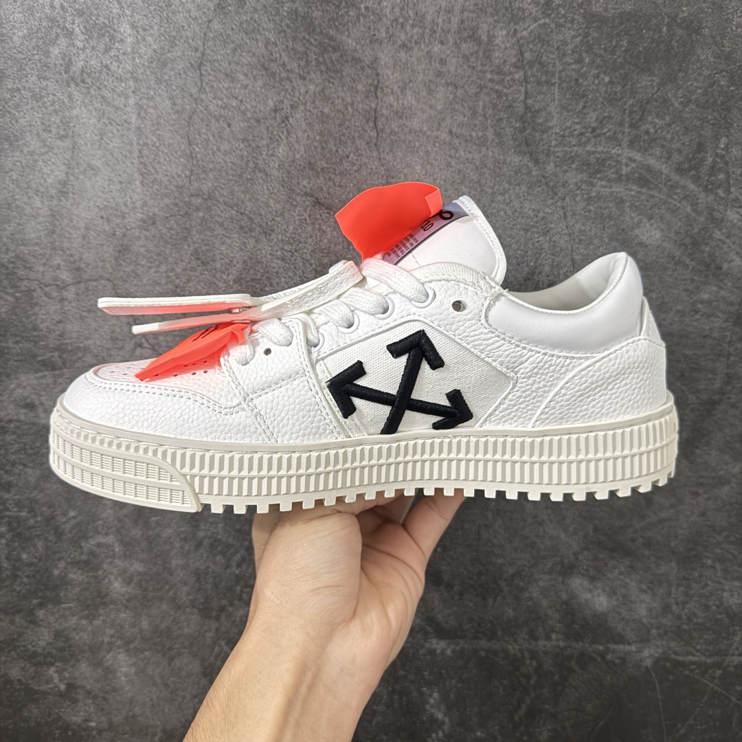OFF-WHITE 3.0 Off Court 小牛皮 圆头系带 低帮休闲休闲鞋 标签的独特风格上脚就是焦点 外观很有设 OFF-WHITE 3.0 Off Court 小牛皮 圆头系带 低帮休闲休闲鞋 标签的独特风格上脚就是焦点 外观很有设