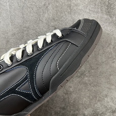 美津浓 Mizuno CT CLUB 减震耐磨 低帮跑步鞋 实现缓震与回弹的平衡。U4IC 中底材质兼顾轻量、软弹与耐用 美津浓 Mizuno CT CLUB 减震耐磨 低帮跑步鞋 实现缓震与回弹的平衡。U4IC 中底材质兼顾轻量、软弹与耐用