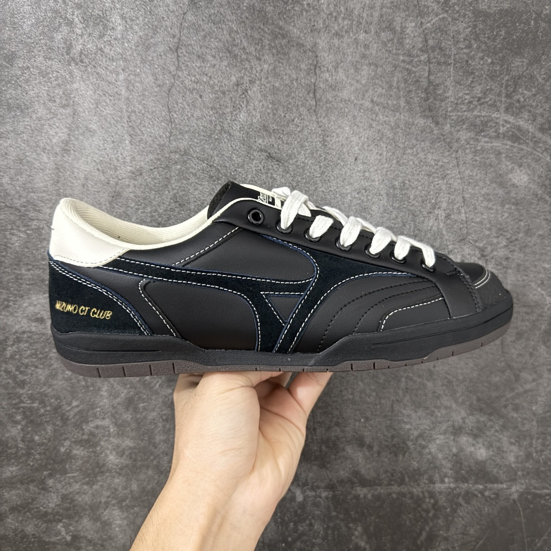 美津浓 Mizuno CT CLUB 减震耐磨 低帮跑步鞋 实现缓震与回弹的平衡。U4IC 中底材质兼顾轻量、软弹与耐用 美津浓 Mizuno CT CLUB 减震耐磨 低帮跑步鞋 实现缓震与回弹的平衡。U4IC 中底材质兼顾轻量、软弹与耐用
