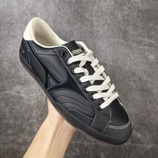 美津浓 Mizuno CT CLUB 减震耐磨 低帮跑步鞋 实现缓震与回弹的平衡。U4IC 中底材质兼顾轻量、软弹与耐用 美津浓 Mizuno CT CLUB 减震耐磨 低帮跑步鞋 实现缓震与回弹的平衡。U4IC 中底材质兼顾轻量、软弹与耐用