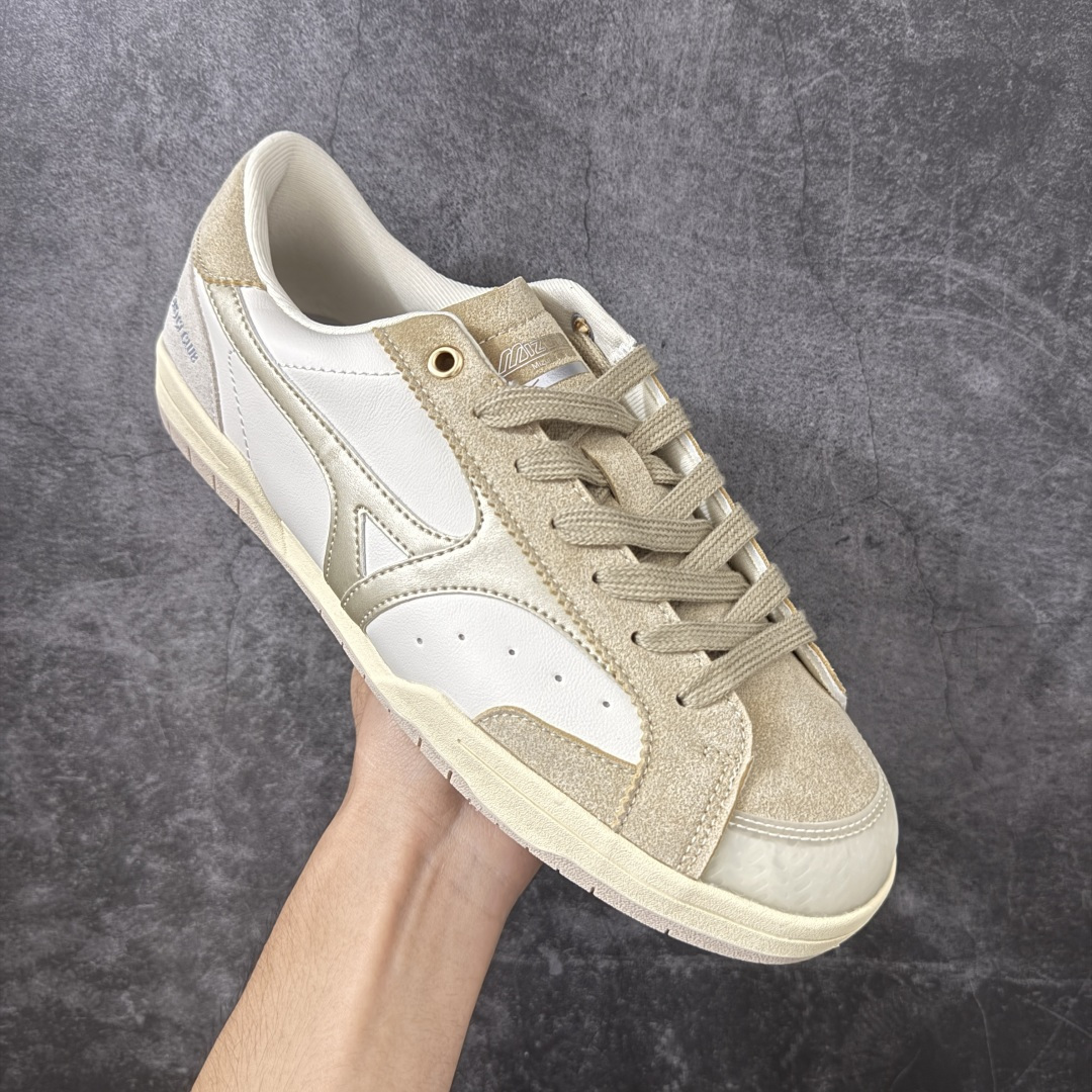 美津浓 Mizuno CT CLUB 减震耐磨 低帮跑步鞋 实现缓震与回弹的平衡。U4IC 中底材质兼顾轻量、软弹与耐用 美津浓 Mizuno CT CLUB 减震耐磨 低帮跑步鞋 实现缓震与回弹的平衡。U4IC 中底材质兼顾轻量、软弹与耐用
