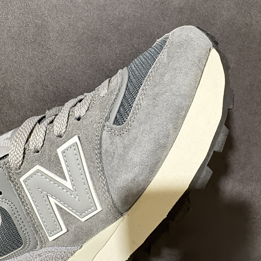 New Balance U574 新百伦低帮复古休闲运动慢跑鞋 采用猪巴革组合网织物鞋面材质全新4层组合独立私模大底 尺