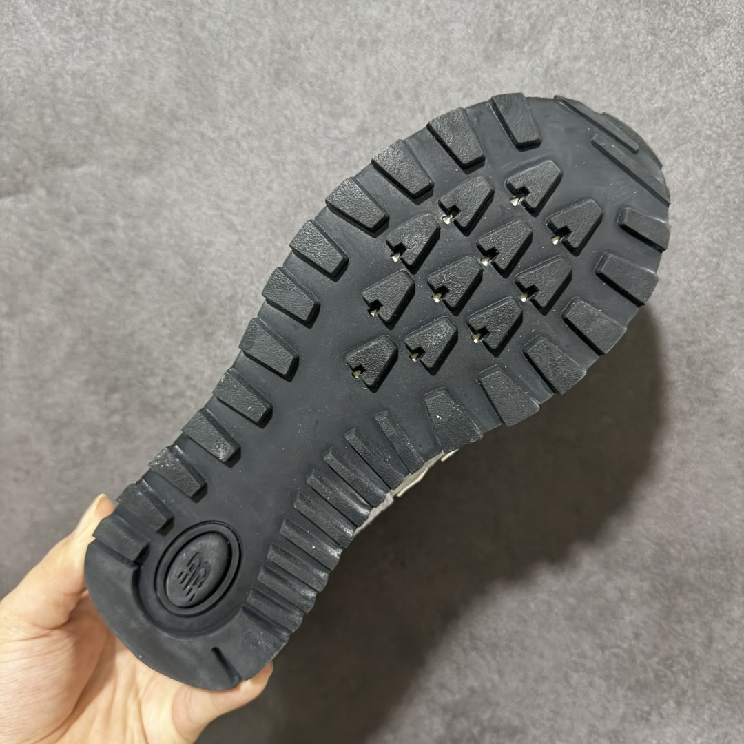 New Balance U574 新百伦低帮复古休闲运动慢跑鞋 采用猪巴革组合网织物鞋面材质全新4层组合独立私模大底 尺