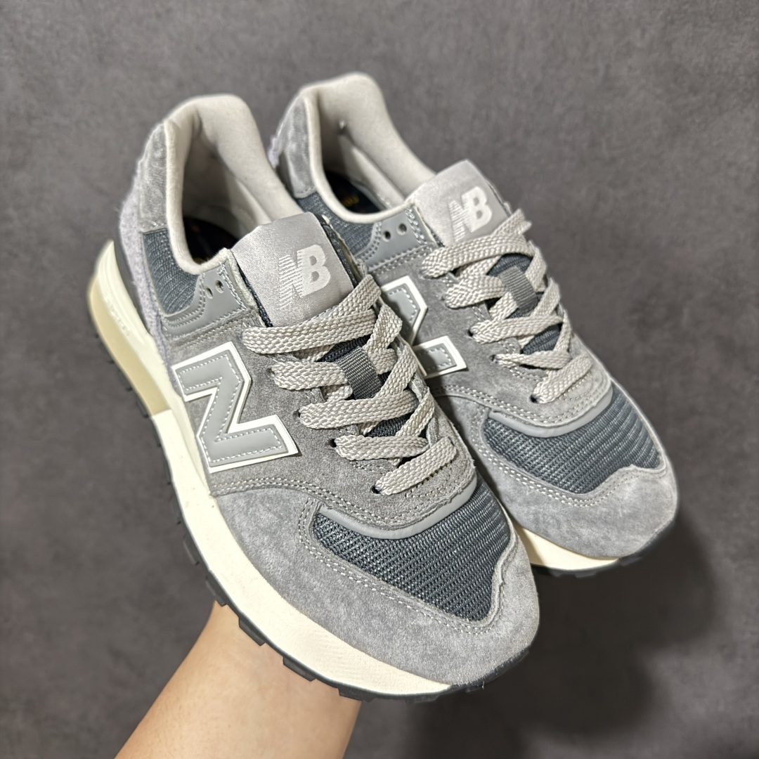 New Balance U574 新百伦低帮复古休闲运动慢跑鞋 采用猪巴革组合网织物鞋面材质全新4层组合独立私模大底 尺