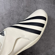 adidas × Pharrell Williams VIRGINIA VARIO FLAT EARTHER 舒适贴合 adidas × Pharrell Williams VIRGINIA VARIO FLAT EARTHER 舒适贴合