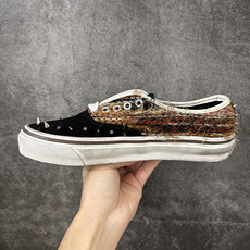 Vans Authentic 安纳海姆 碎钻流苏复古红棕 160V 纯原级别外贸订单!万斯经典 硫化帆布板鞋 正品海鸥线 Vans Authentic 安纳海姆 碎钻流苏复古红棕 160V 纯原级别外贸订单!万斯经典 硫化帆布板鞋 正品海鸥线