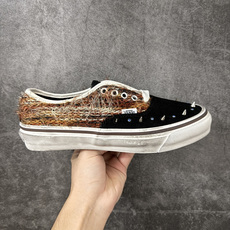 Vans Authentic 安纳海姆 碎钻流苏复古红棕 160V 纯原级别外贸订单!万斯经典 硫化帆布板鞋 正品海鸥线 Vans Authentic 安纳海姆 碎钻流苏复古红棕 160V 纯原级别外贸订单!万斯经典 硫化帆布板鞋 正品海鸥线