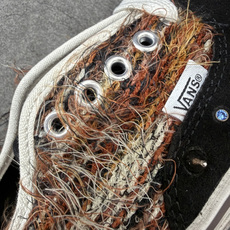 Vans Authentic 安纳海姆 碎钻流苏复古红棕 160V 纯原级别外贸订单!万斯经典 硫化帆布板鞋 正品海鸥线 Vans Authentic 安纳海姆 碎钻流苏复古红棕 160V 纯原级别外贸订单!万斯经典 硫化帆布板鞋 正品海鸥线