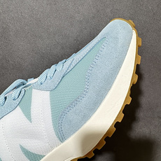 新百伦 New Balance MS327 复古休闲运动慢跑鞋 以更纯粹的复古风格设计打造的全新造型 侧身还以解构设计 新百伦 New Balance MS327 复古休闲运动慢跑鞋 以更纯粹的复古风格设计打造的全新造型 侧身还以解构设计