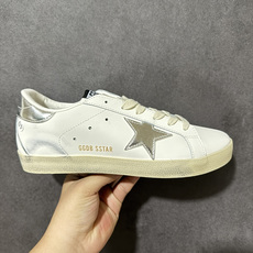 Golden Goose Deluxe Brand SStar来自意大利GGDB脏出天际的小脏鞋 潮复古板鞋,纯正的意大 Golden Goose Deluxe Brand SStar来自意大利GGDB脏出天际的小脏鞋 潮复古板鞋,纯正的意大