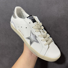 Golden Goose Deluxe Brand SStar来自意大利GGDB脏出天际的小脏鞋 潮复古板鞋,纯正的意大 Golden Goose Deluxe Brand SStar来自意大利GGDB脏出天际的小脏鞋 潮复古板鞋,纯正的意大